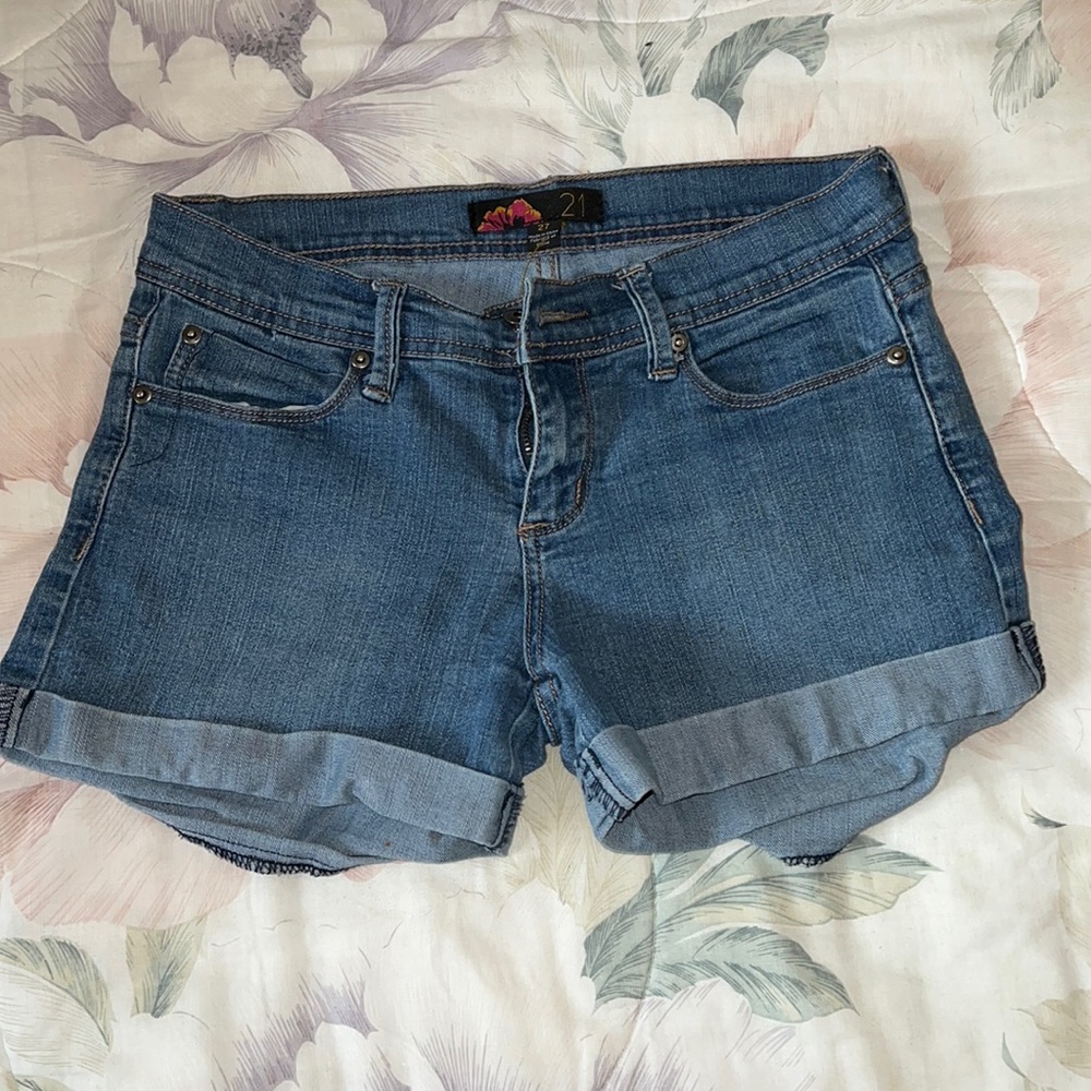 Comfy stretchy Jean shorts